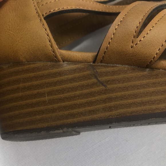 Brown Gladiator Style Sandals - Picture 5 of 6